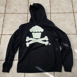 Johnny Cupcakes Glow In The Dark Spiderweb Halloween Hoodie Large